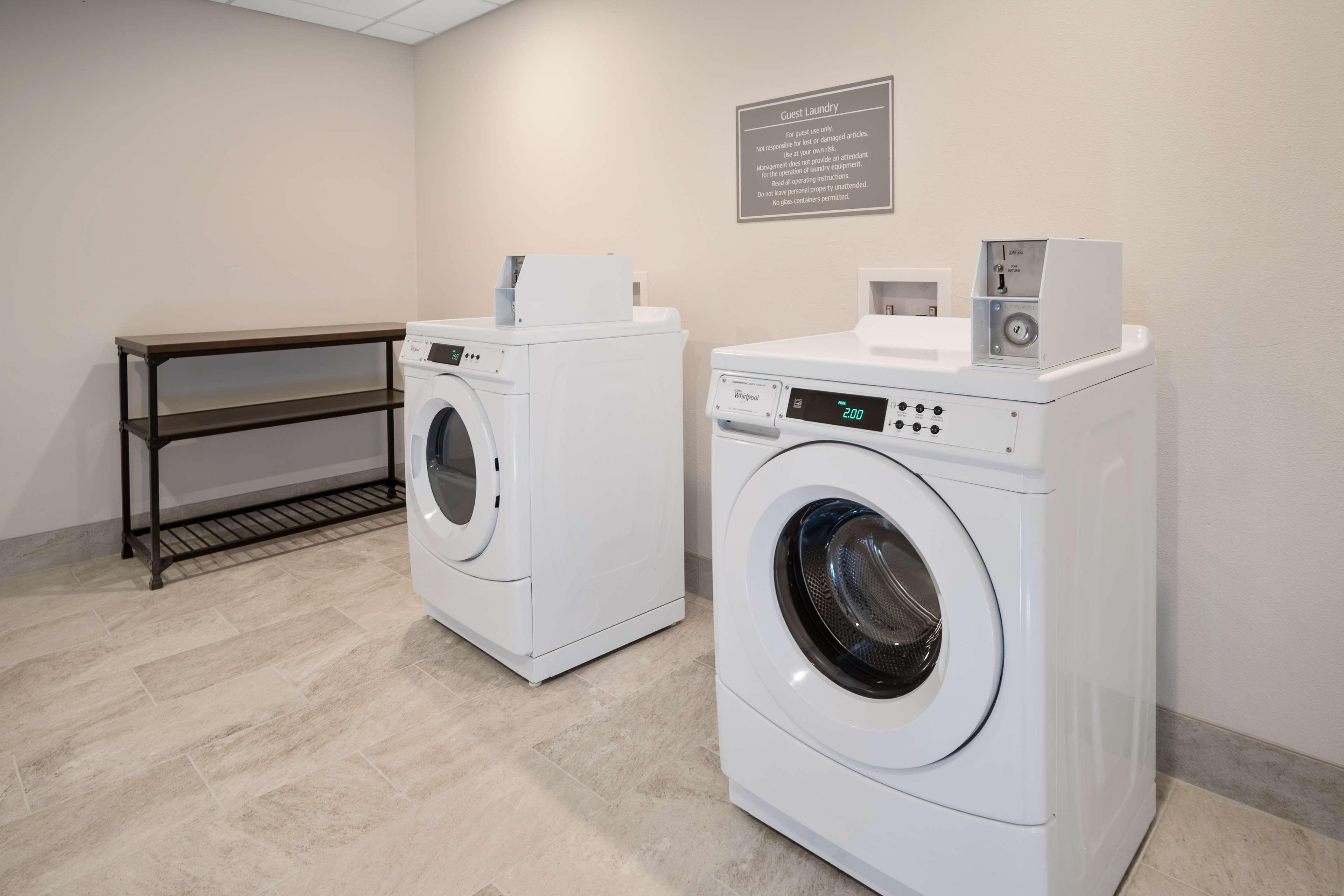 Best Western Plus Drayton Valley All Suites Luaran gambar
