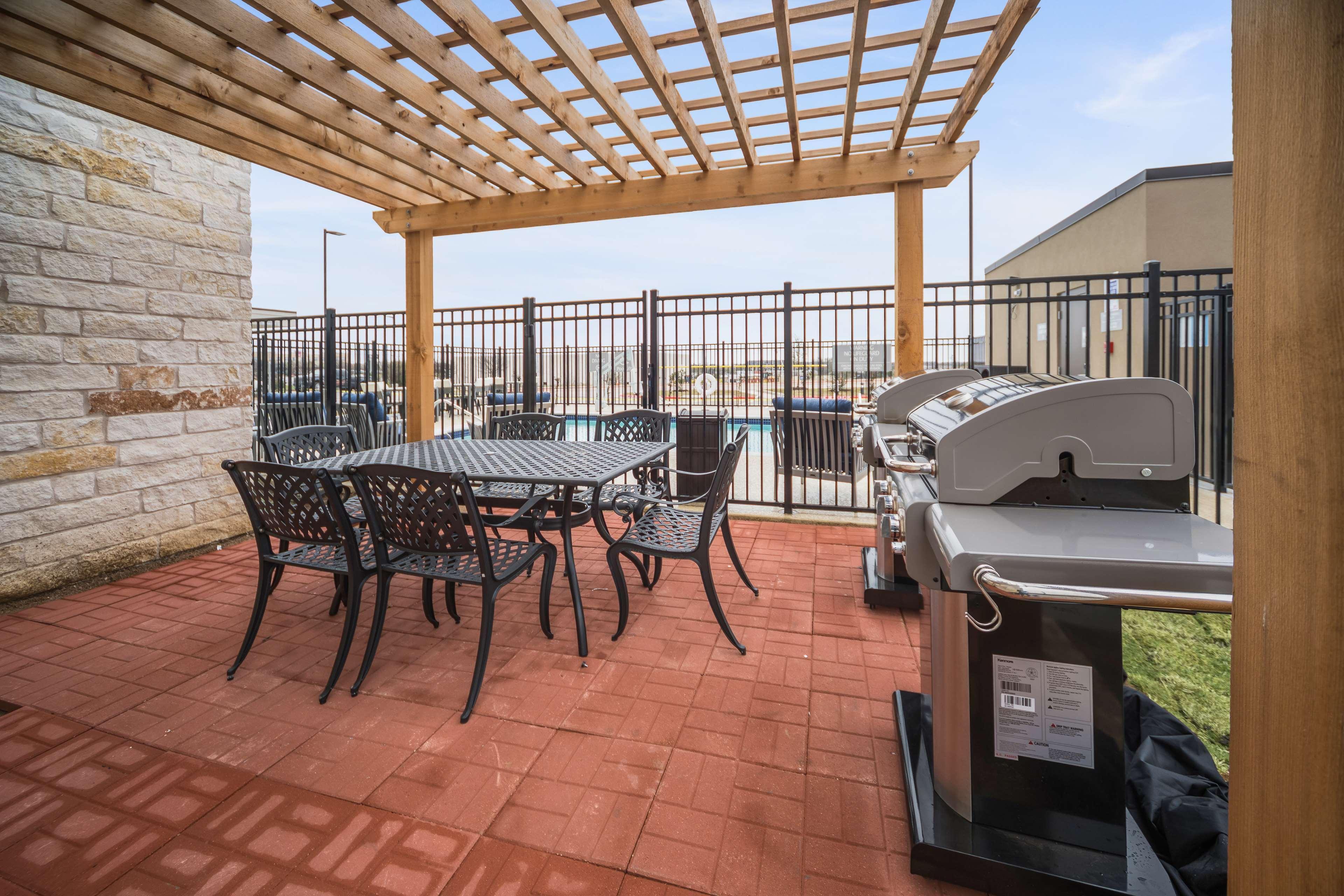 Best Western Plus Drayton Valley All Suites Luaran gambar
